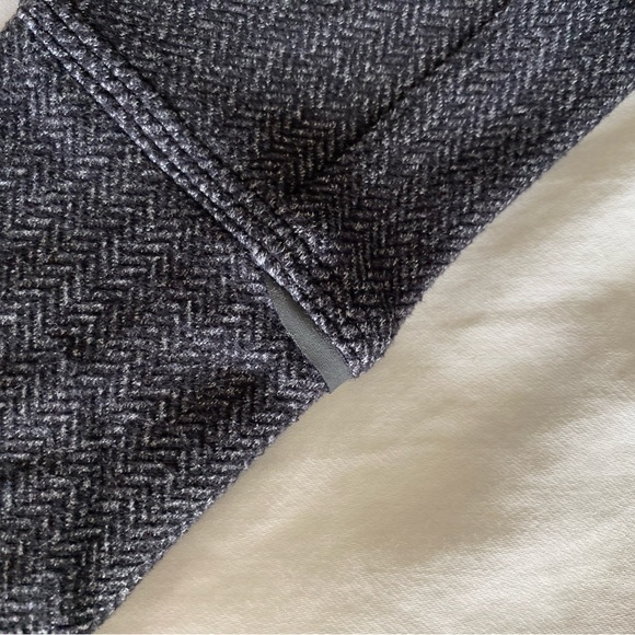 Lululemon Kanto Catch Me 1/2 zip herringbone long sleeve - Picture 7 of 9